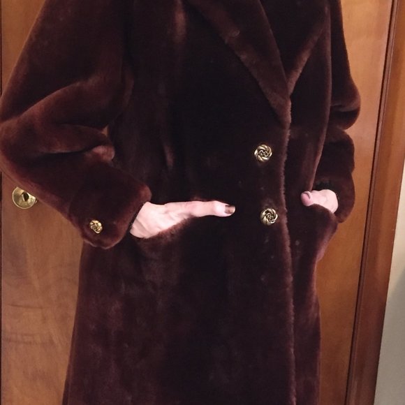 VINTAGE 1950 MOUTON COAT - Picture 2 of 6